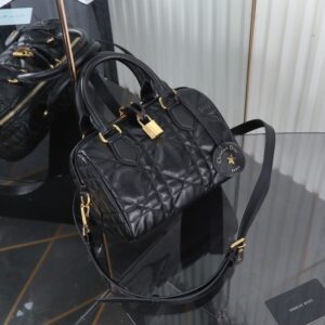 Dior Groove 20 Bag Black Macrocannage Calfskin