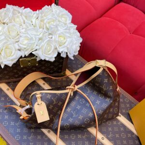 Louis Vuitton Carryall M46197