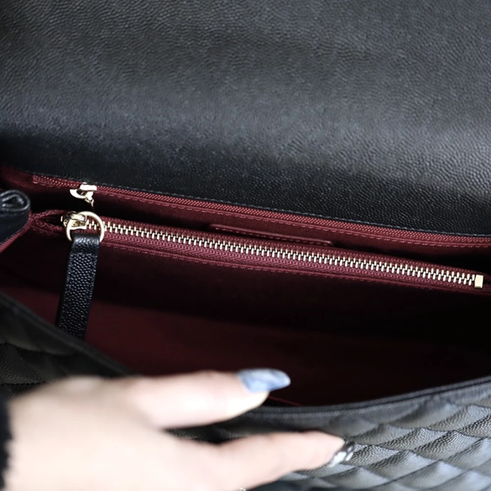Chanel Coco Handle Medium Black - Ảnh 5