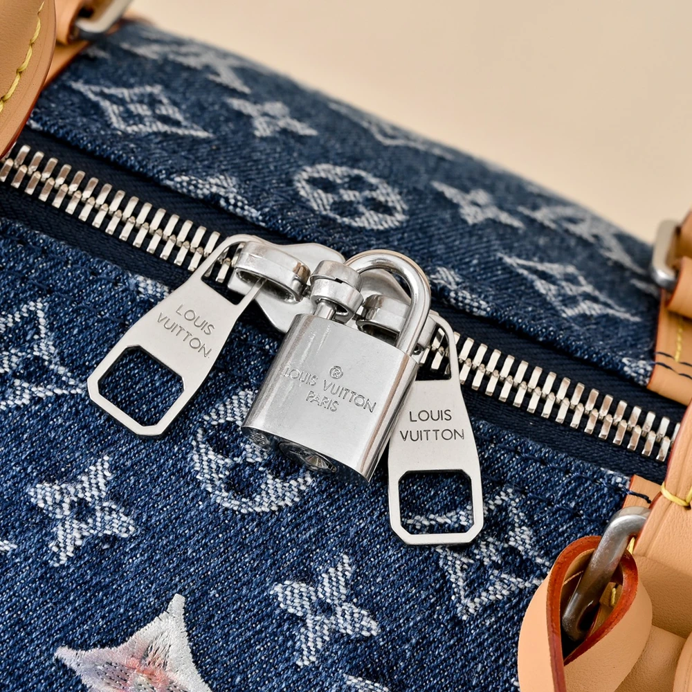 Louis Vuitton Keepall Bandoulière 50 Blue Denim Bag M27781 - Ảnh 6