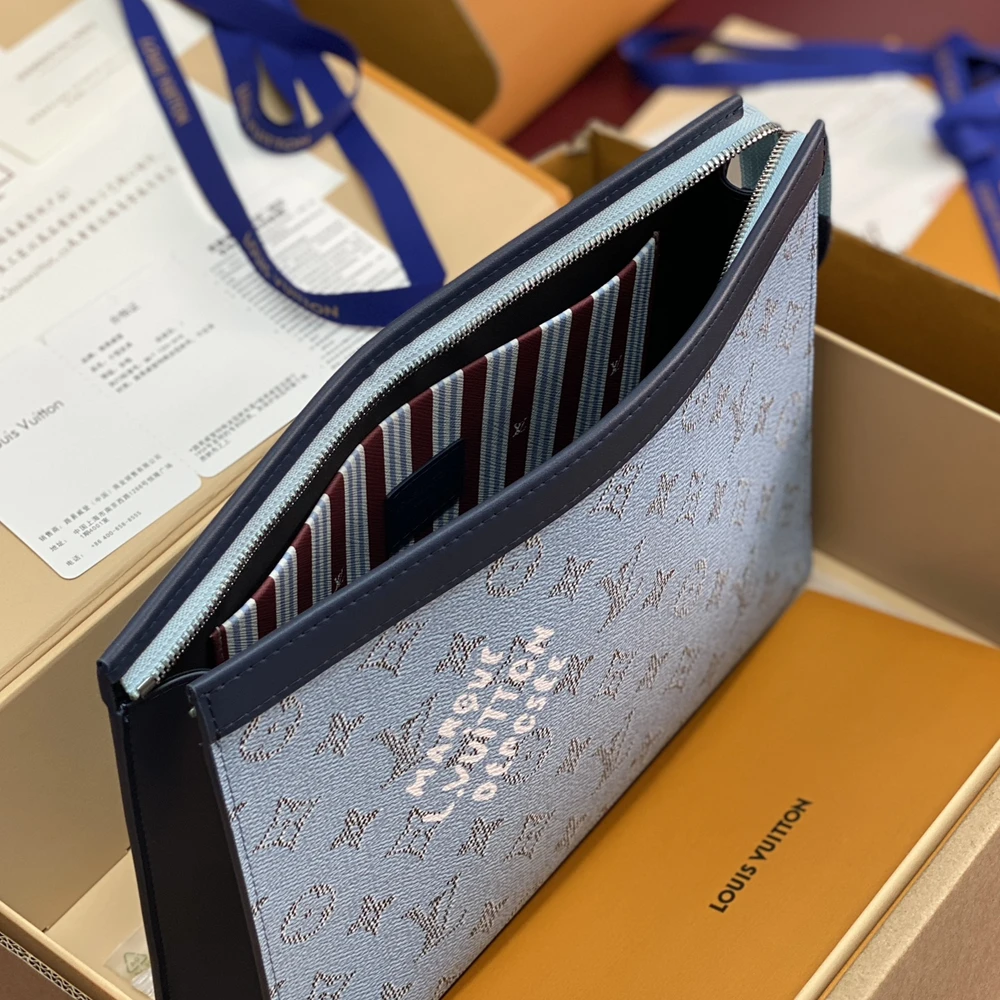 Louis Vuitton Pochette Voyage Bag Blue M61692 - Ảnh 6