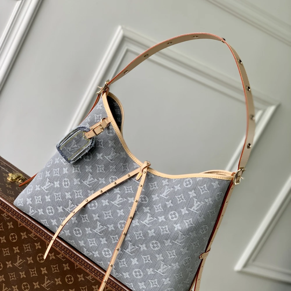 Louis Vuitton CarryAll M13289 – Monogram Denim