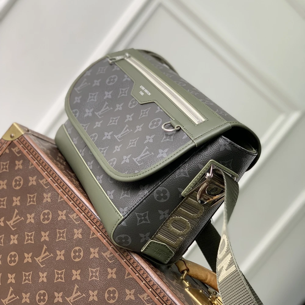 Louis Vuitton Courrier M28629 – Monogram Eclipse Messenger Bag
